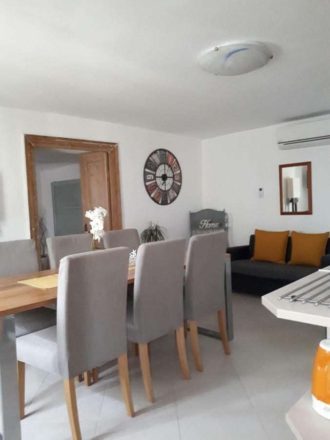 Apartments Gorinka Baska  Luaran gambar